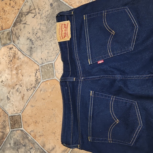 LEVI'S High Rise Bootcut Women's Dark Blue Jeans Size W34- L30. - Picture 10 of 11